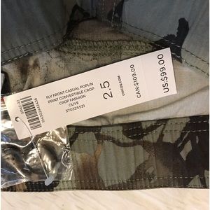 Chicos camo crops size 2.5 (14)